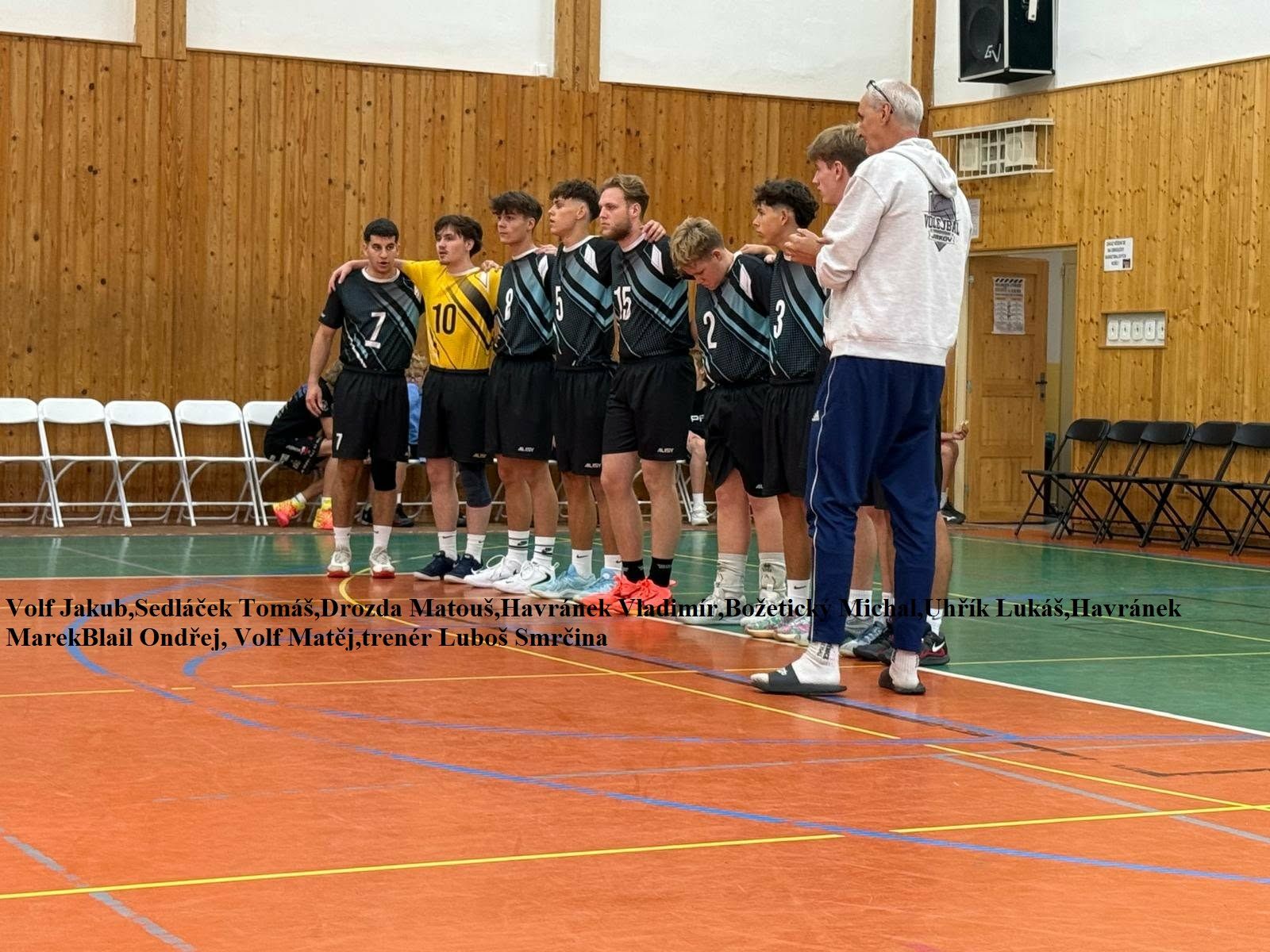 EX U20 M.jpg